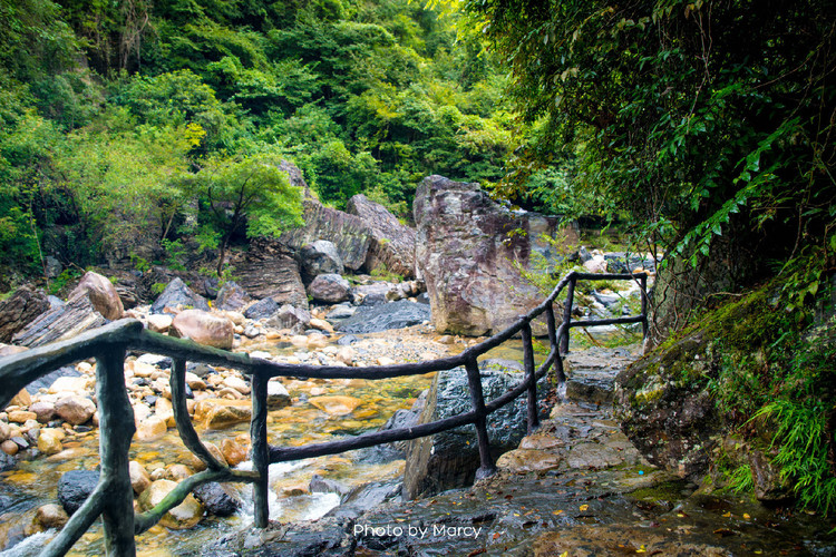 {娛樂城}(牯牛降旅游自驾攻略)